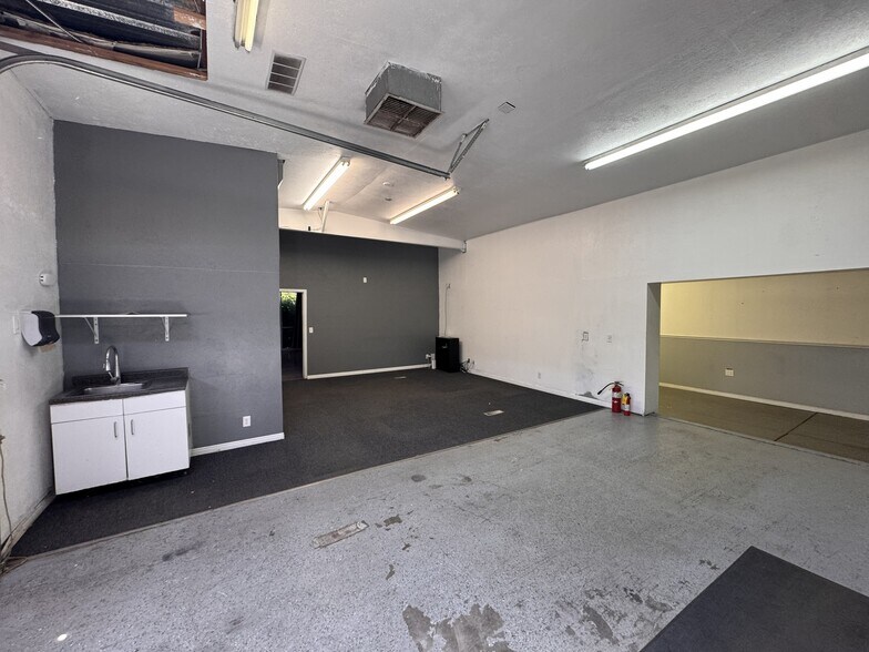 More Photos Of 3005 S Main St, Salt Lake City Auto Dealership For Sale