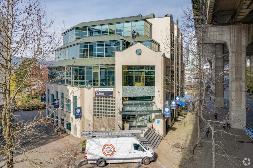 More Photos Of 1505 2nd Ave W, Vancouver Office For Lease