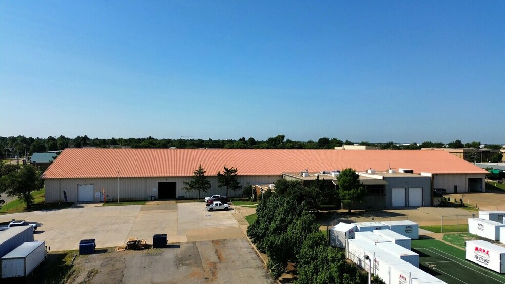 More Photos Of 6901 NW 63rd St, Oklahoma City Warehouse For Sale