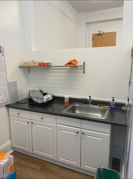 More Photos Of 230 California St, San Francisco Office For Lease