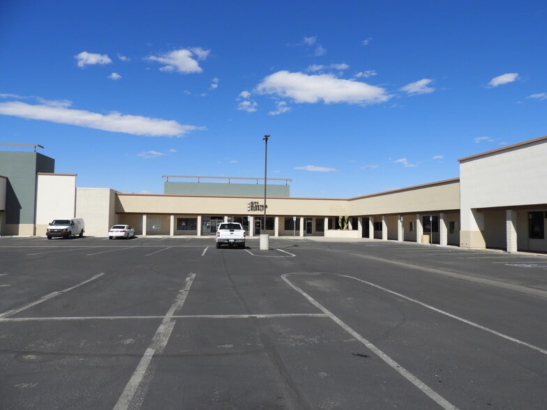 More Photos Of 1960 W Thatcher Blvd, Safford Unknown For Lease