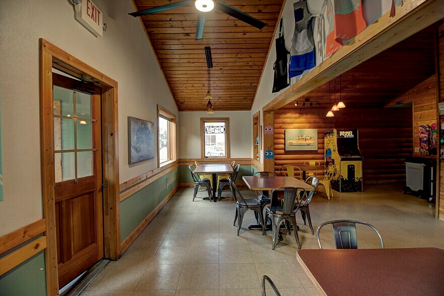 More Photos Of 700 9th St W, Columbia Falls Restaurant For Sale