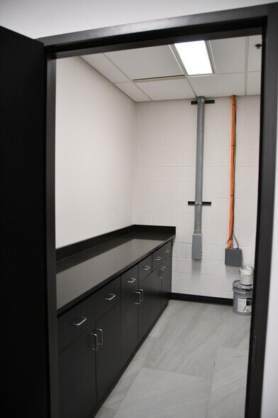 More Photos Of 203 S Lafayette St, Greenville Office For Lease