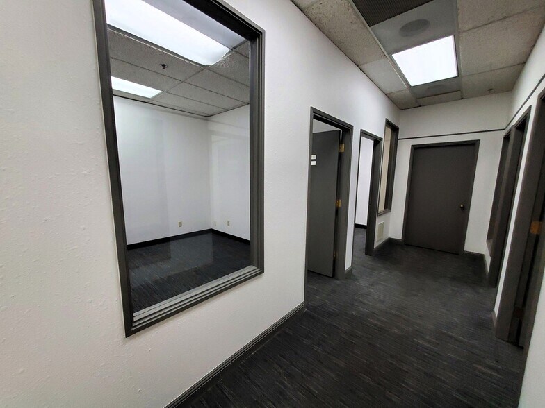 More Photos Of 25228-25230 104th Ave, Kent Office For Lease