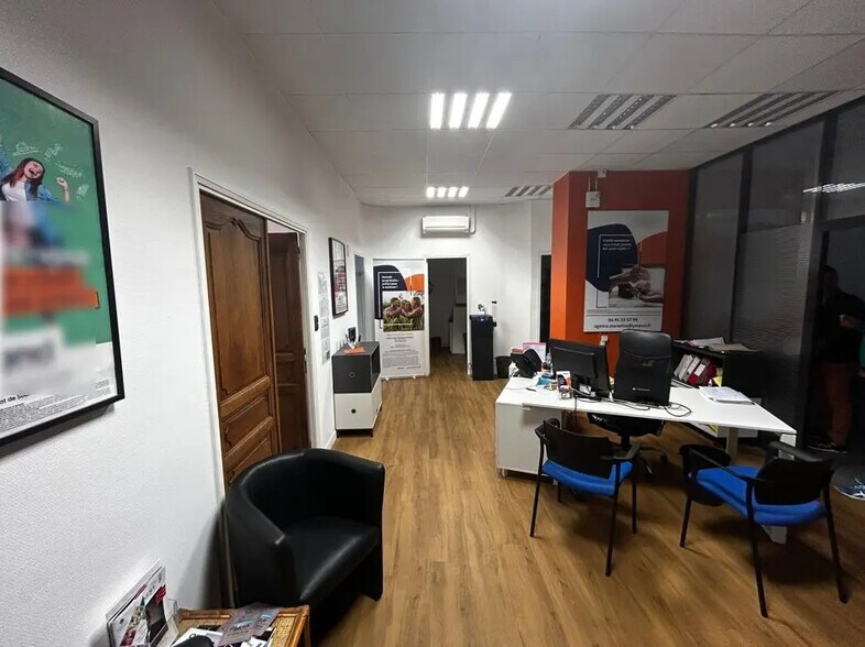 More Photos Of 180 Rue De Rome, Marseille Office For Sale