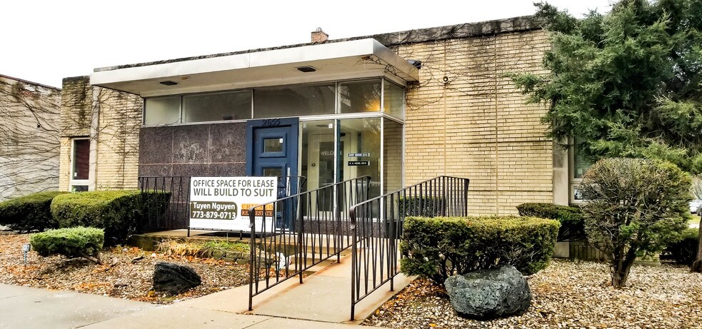 More Photos Of 2655 W Peterson Ave, Chicago Medical For Lease