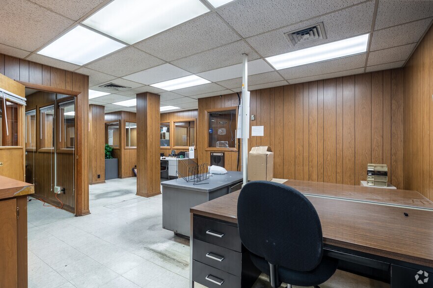 More Photos Of 430 6th St SE, Canton Refrigeration Cold Storage For Sale