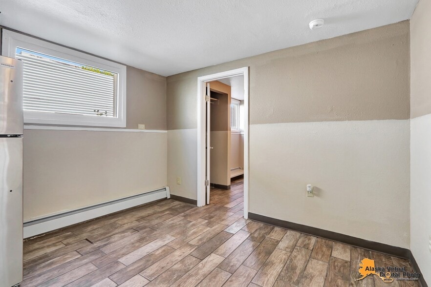 More Photos Of 1335 Hyder St, Anchorage Apartments For Sale