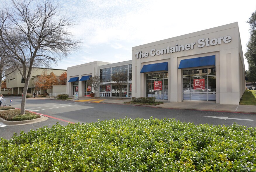 More Photos Of 5203-5223 Alpha Rd, Dallas General Retail For Lease