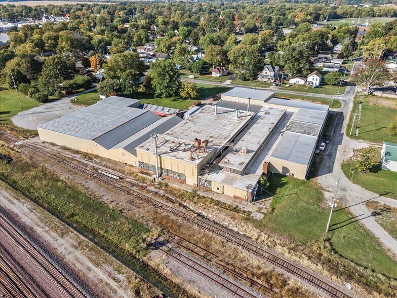 More Photos Of 115 E Mound St, Girard Industrial For Sale