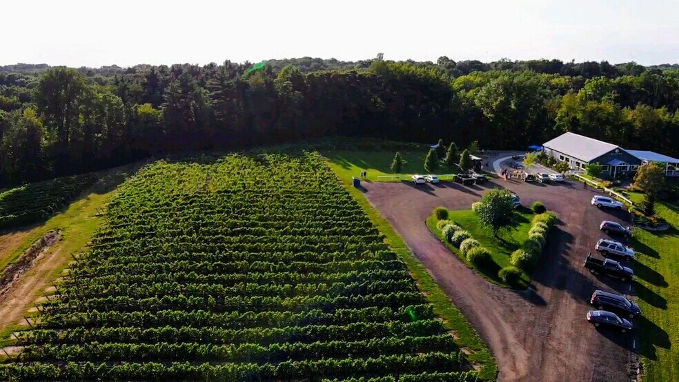 More Photos Of 10220 Lauer Rd, Baroda Winery Vineyard For Sale