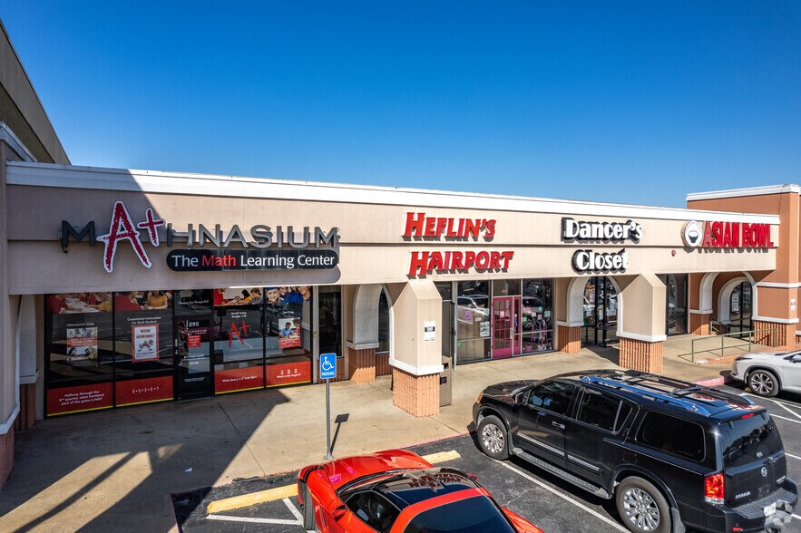 More Photos Of 4400 Little Rd, Arlington Unknown For Lease