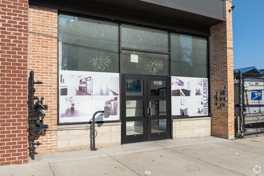 More Photos Of 2001 S State St, Chicago Apartments For Lease