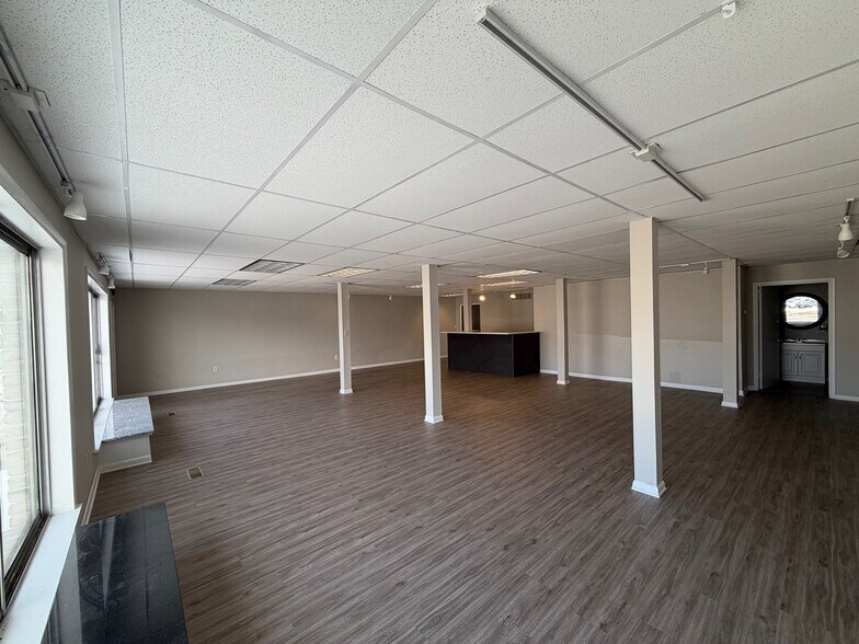 More Photos Of 2101 Bel Air Rd, Fallston Storefront Retail Office For Lease