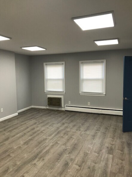 More Photos Of 655 Amboy Ave, Woodbridge Medical For Lease