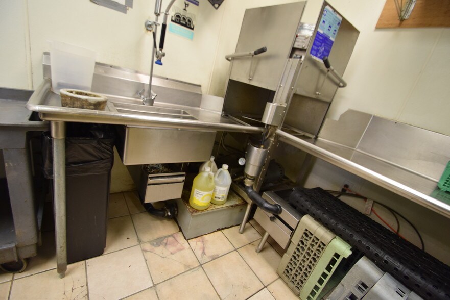 More Photos Of 1133 NW Wall St, Bend Apartments For Lease