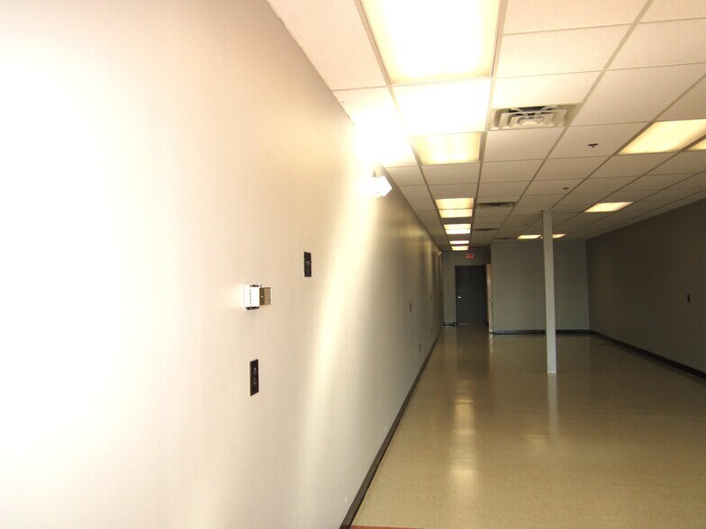 More Photos Of 160 Summer St, Kingston Unknown For Lease