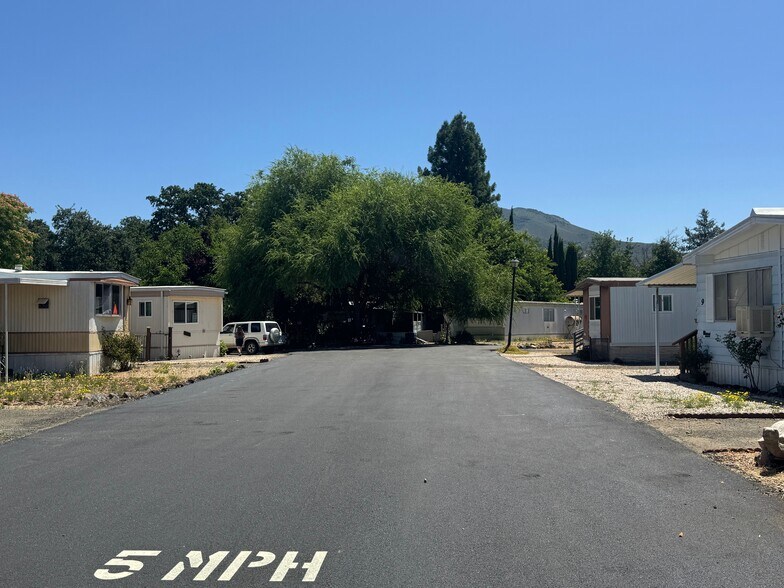 More Photos Of 5495 5th St, Kelseyville Manufactured Housing Mobile Home Park For Sale