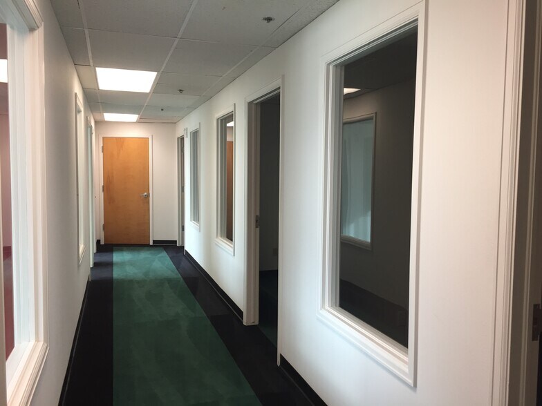 More Photos Of 104 S Wolcott St, Casper Office For Lease