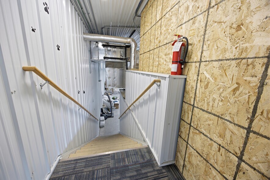 More Photos Of 3320 39th St S, Fargo Warehouse For Sale