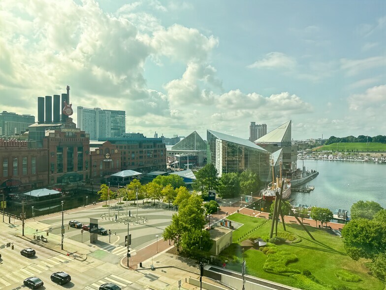 More Photos Of 400 E Pratt St, Baltimore Coworking Space