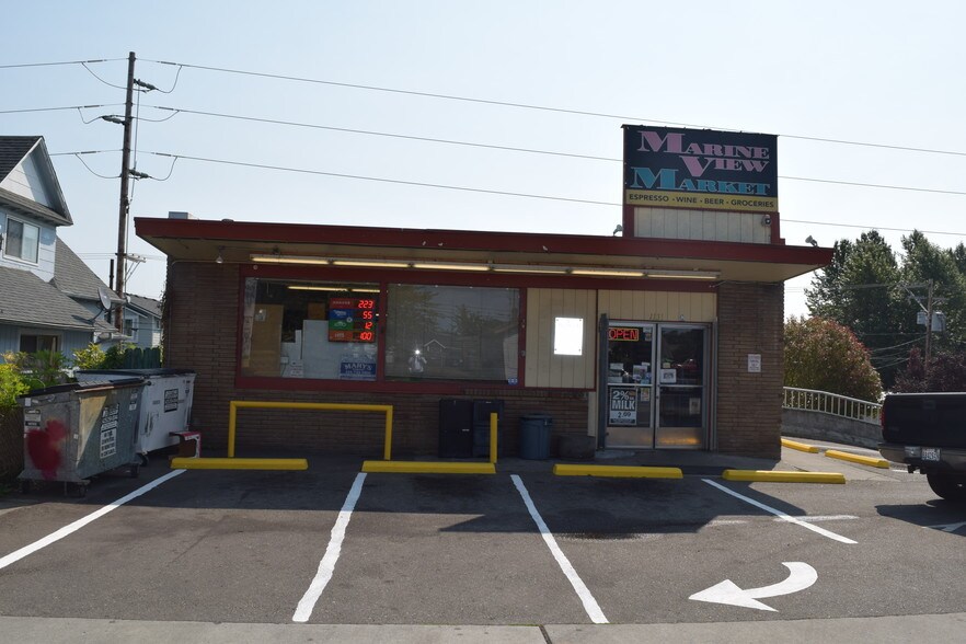 More Photos Of 1131 E Marine View Dr, Everett Storefront Retail Residential For Sale