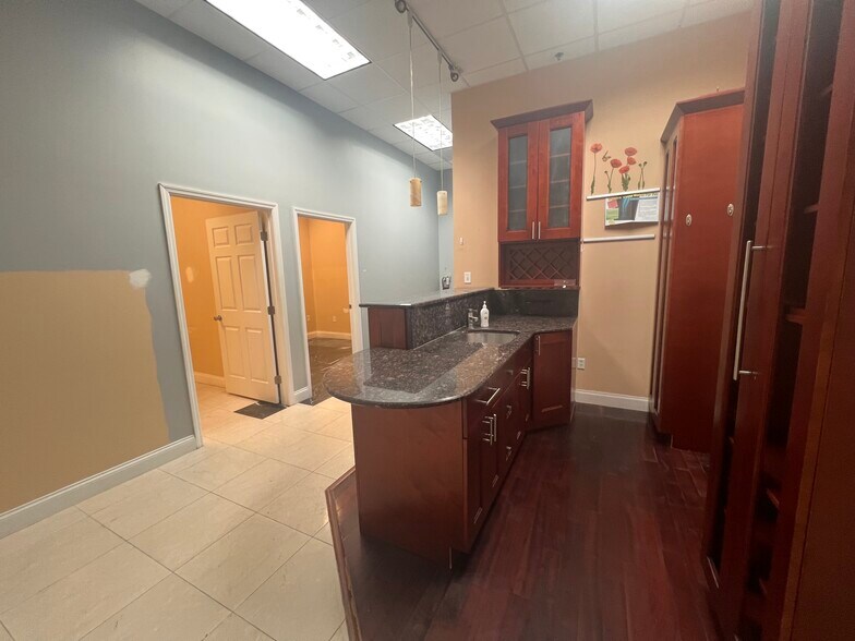 More Photos Of 245 Bellagio Cir, Sanford General Retail For Lease