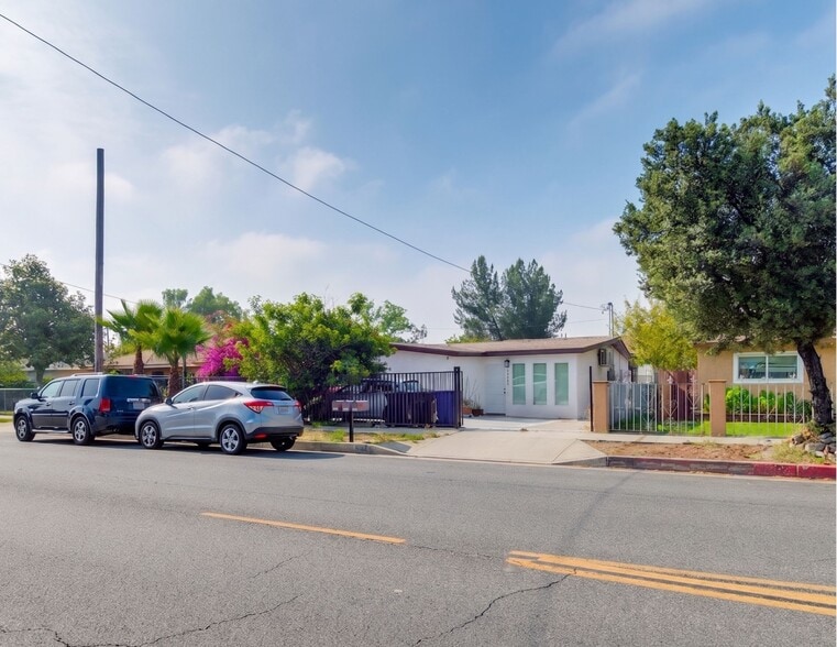 More Photos Of 8247 9th St, Rancho Cucamonga Apartments For Sale