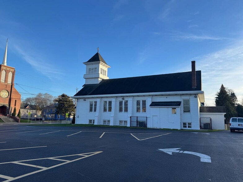 More Photos Of 311-313 N Geddes St, Syracuse Restaurant For Sale