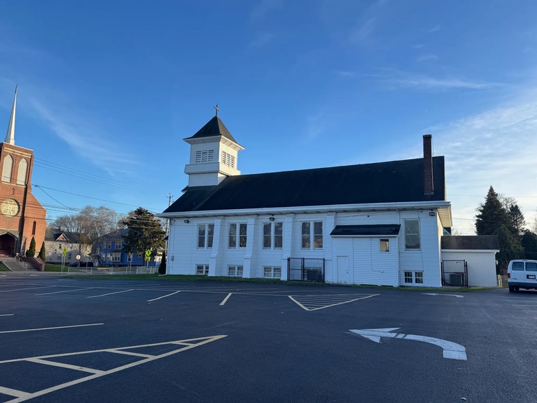 More Photos Of 311-313 N Geddes St, Syracuse Restaurant For Sale