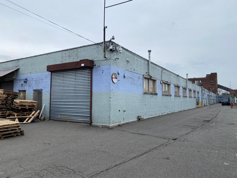 More Photos Of 100 Eighth St, Passaic Warehouse For Lease