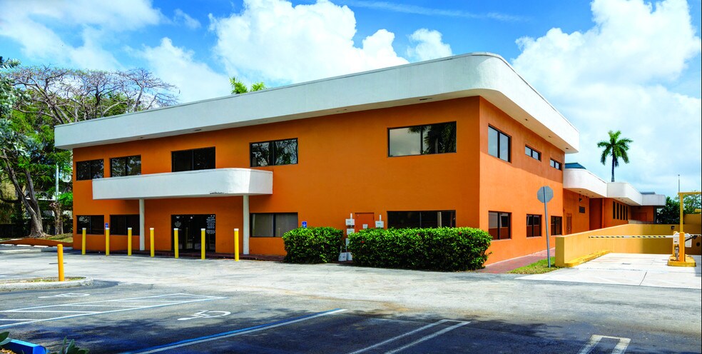 More Photos Of 7867 N Kendall Dr, Miami Medical For Lease