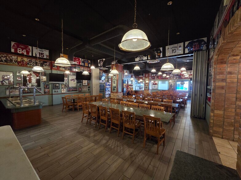 More Photos Of 107 W Coal Ave, Gallup Restaurant For Sale