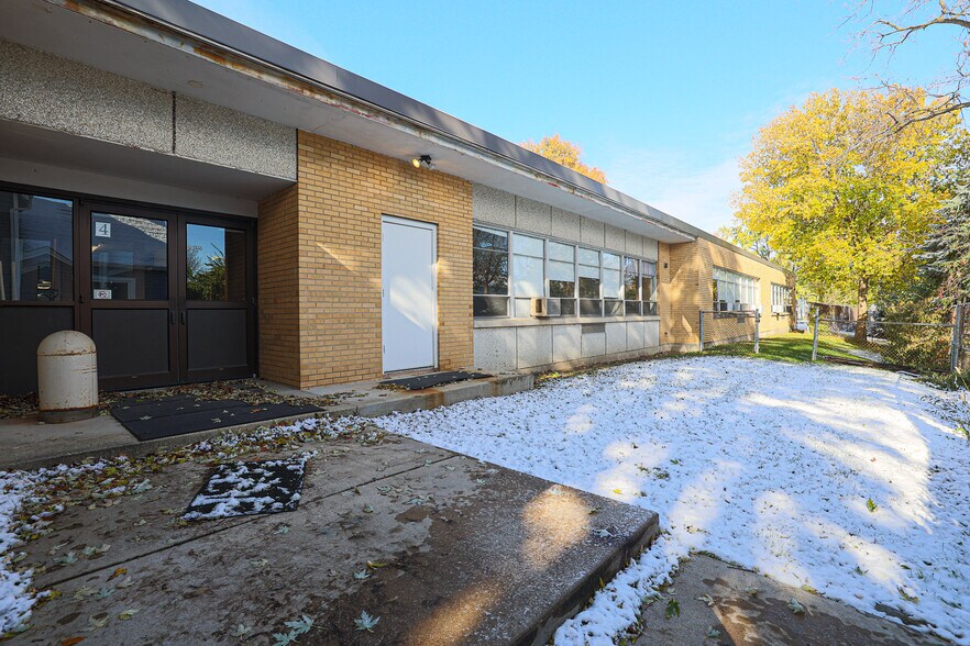 More Photos Of 331 George St, West Chicago Schools For Sale
