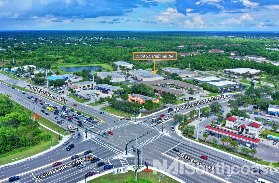 More Photos Of 1360-1396 SE Huffman Rd, Port Saint Lucie Warehouse For Lease