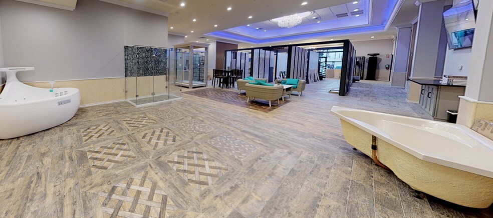 More Photos Of 12838 Murphy Rd, Stafford Showroom For Sale