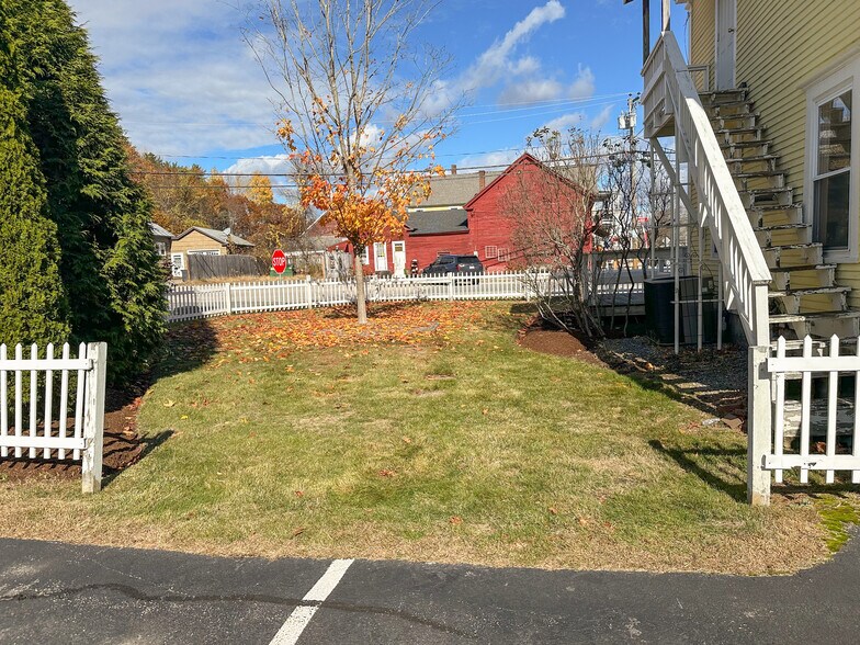 More Photos Of 31 Central Square, Troy Storefront Retail Residential For Lease