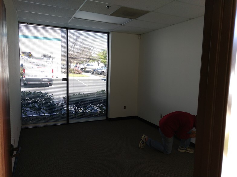More Photos Of 4531 Market St, Ventura Manufacturing For Lease