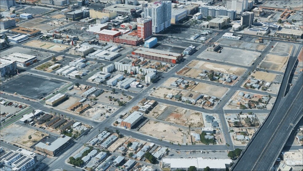 Primary Photo Of 222 N 10th St, Las Vegas Land For Sale