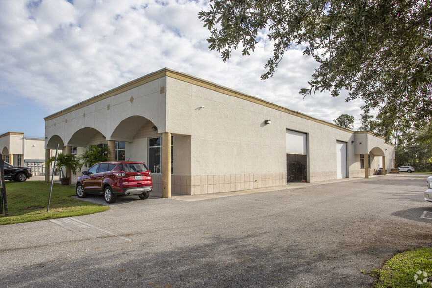 Primary Photo Of 17051 Alico Commerce Ct, Fort Myers Light Manufacturing For Lease