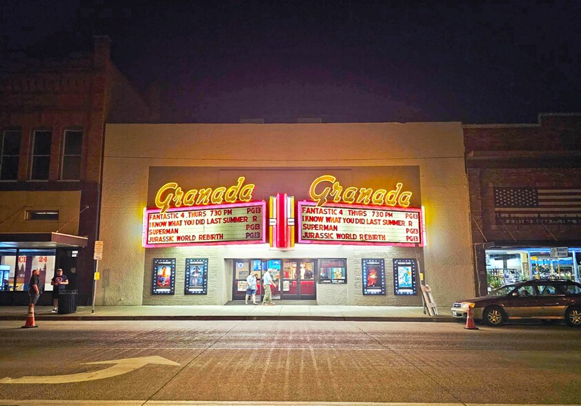 More Photos Of 1311 Adams Ave, La Grande Sports And Entertainment For Sale