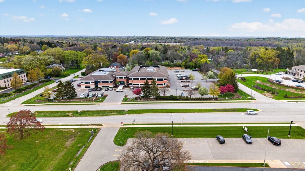 More Photos Of 17000 W North Ave, Brookfield Medical For Lease