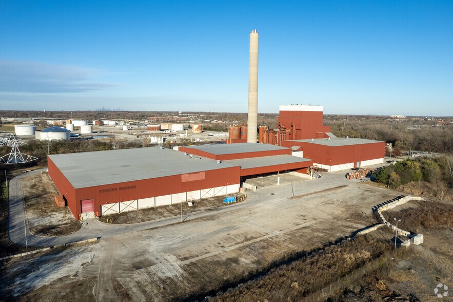 More Photos Of 13400 S Kedzie Ave, Robbins Light Distribution For Lease