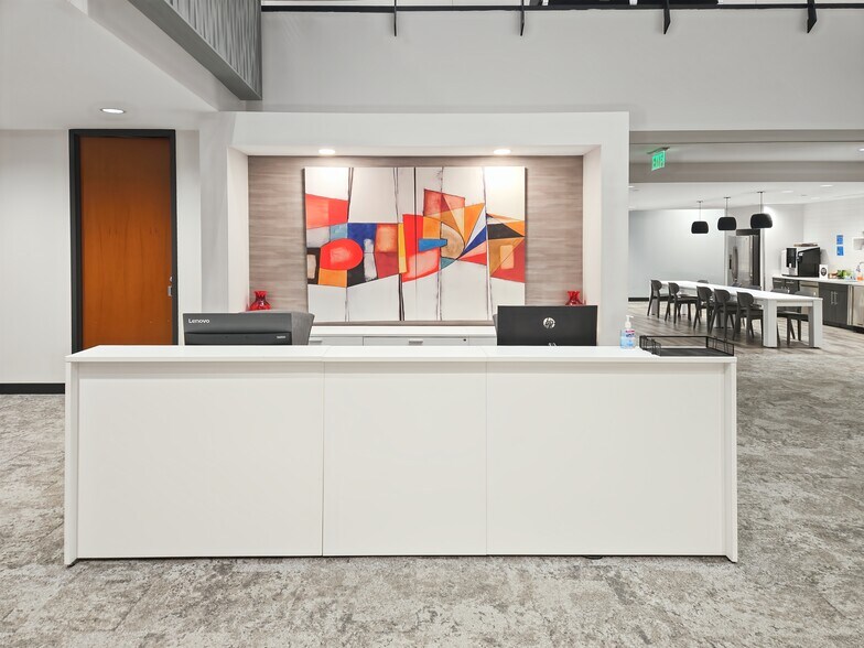 More Photos Of 12600 Deerfield Pky, Alpharetta Coworking Space