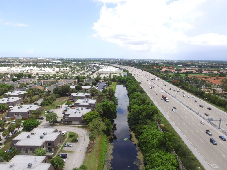 More Photos Of 1801 N Congress Ave, West Palm Beach Apartments For Sale