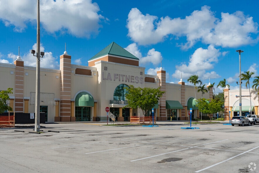 More Photos Of 6301-6501 N Andrews Ave, Fort Lauderdale General Retail For Lease