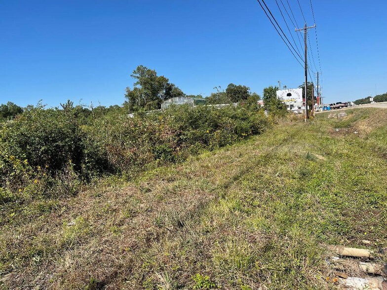 More Photos Of 18556 US Highway 59, New Caney Land For Sale