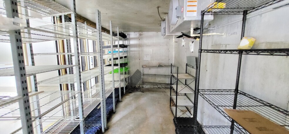 More Photos Of 71013 Highway 41, Pearl River Convenience Store For Sale