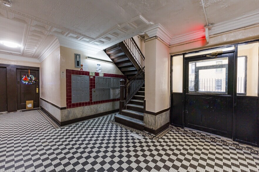 More Photos Of 560 Audubon Ave, New York Apartments For Sale