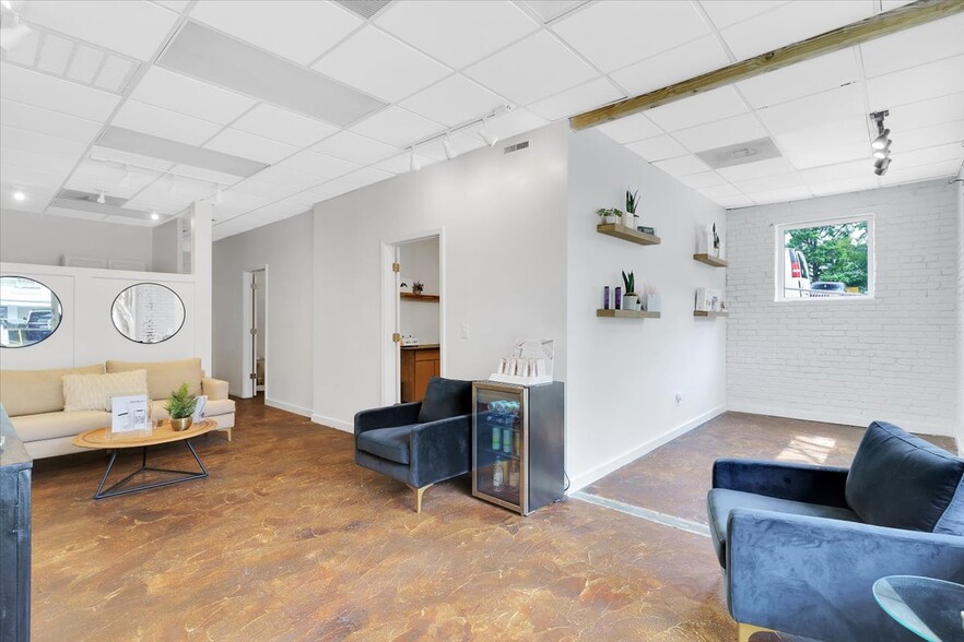 More Photos Of 205 N Laurens St, Greenville Loft Creative Space For Lease